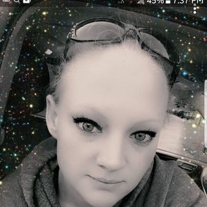 Meet your Posher, Kelley